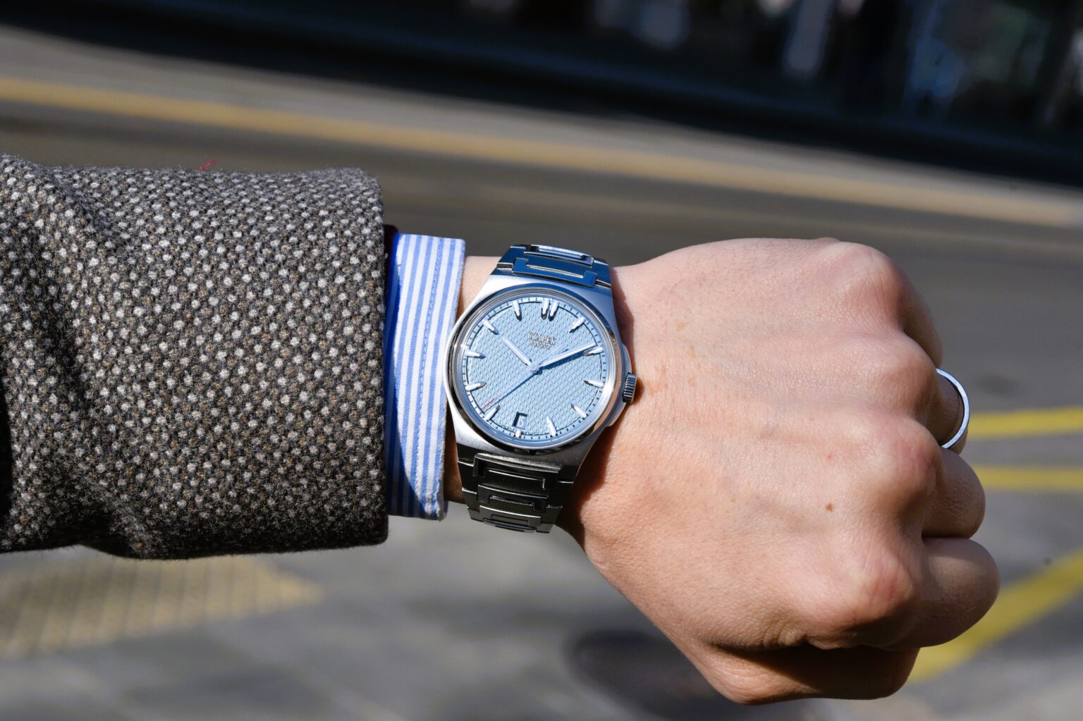 czapek antarctic blue wristshot
